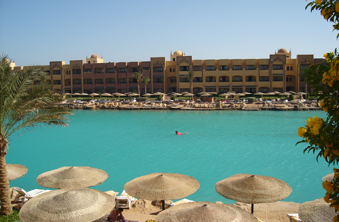 Sunny Days El Palacio Resort 2