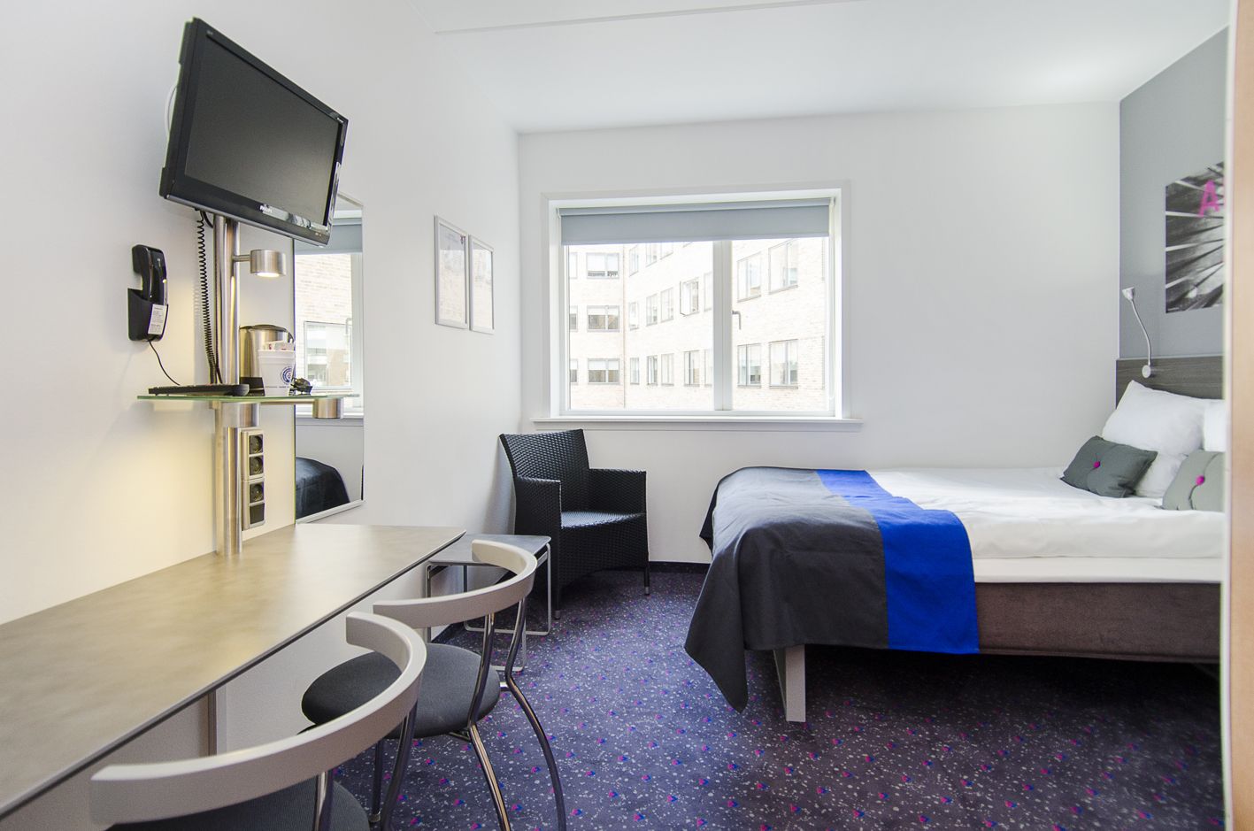 Cab Inn City 1