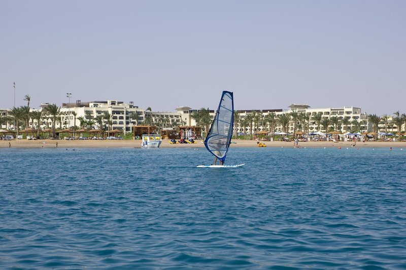 Steigenberger Al Dau Beach Resort 8