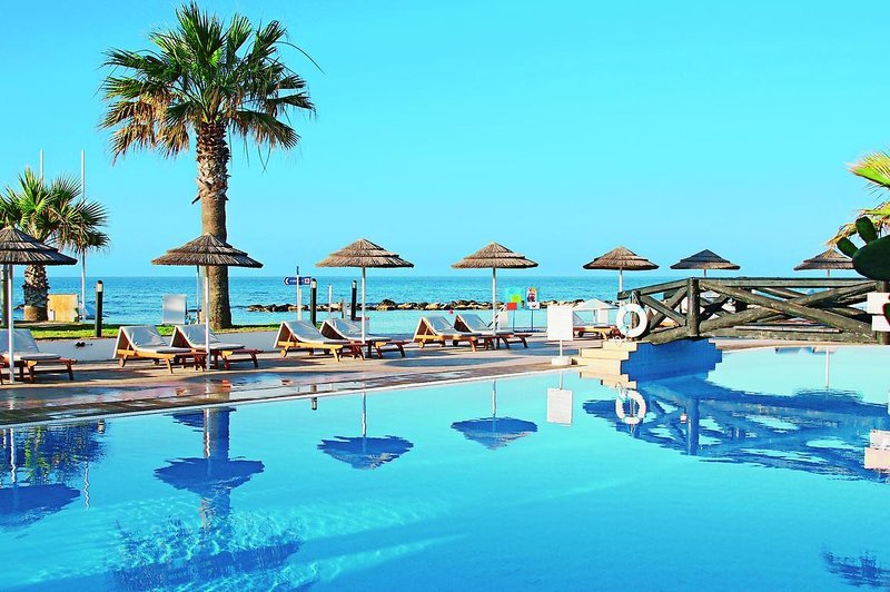 Bungalows Kermia Beach