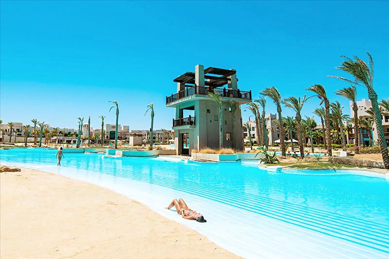 Crowne Plaza Sahara Oasis 43