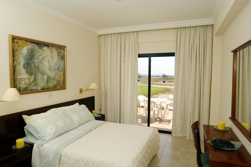 Panareti Coral Bay 24